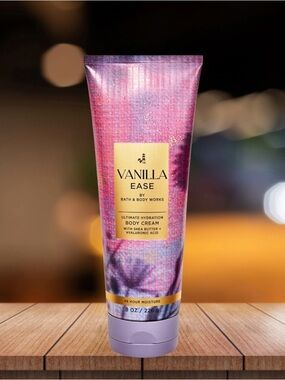 NEW! Bath & Body Works Vanilla Ease Ultimate Hydration Body Cream 8oz